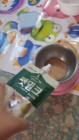 [빙그레] 에버그로 생유산균 1봉（10포입）+펫밀크2팩 — 5점을 준 리뷰어가 2019년 6월 올린 사용 사진