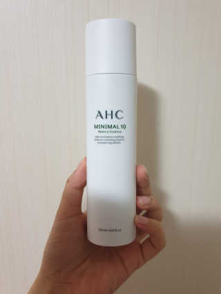 AHC 에이 에이치 씨 미니멀 10 워터리 에센스 — 3점을 준 리뷰어가 2018년 12월 올린 사용 사진