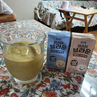 헤이미스터브라운 [매일유업] 헤이 미스터브라운 12개입 — 4점을 준 리뷰어가 2019년 8월 올린 사용 사진
