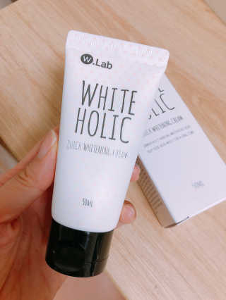 더블유랩 화이트홀릭 50ml — 4.33점을 준 리뷰어가 2018년 7월 올린 사용 사진