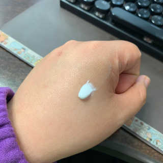 메이메리 쓰리이펙츠 모이스처 톤업크림 50ml — 5점을 준 리뷰어가 2019년 11월 올린 사용 사진