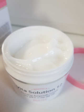 지고트 비타솔루션12 퍼밍 앰플 크림 100ml — 5점을 준 리뷰어가 2019년 7월 올린 사용 사진
