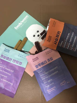 푸디웜 주식회사 [푸디웜] 강아지 저알러지 수제간식 3종세트 — 5점을 준 리뷰어가 2019년 2월 올린 사용 사진