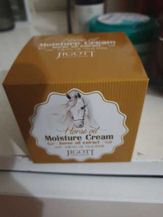 지고트 마유 모이스처 크림 70ml — 4점을 준 리뷰어가 2019년 3월 올린 사용 사진