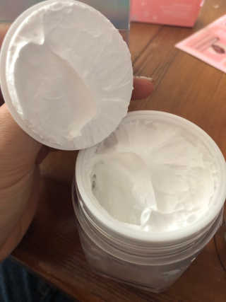 파시스 올인원 진주 화이트닝 크림 100ml — 4점을 준 리뷰어가 2019년 5월 올린 사용 사진