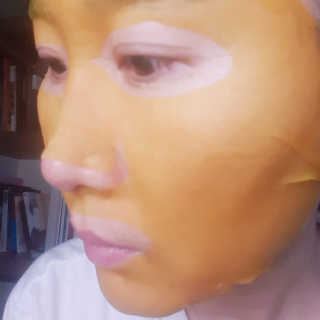 GoodDay Skincare GoodDay 강황 마스크 — 5점을 준 리뷰어가 2019년 6월 올린 사용 사진