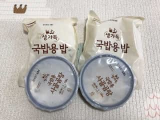 [풀무원] 사골곰탕국밥 황태해장국밥 — 4점을 준 리뷰어가 2018년 6월 올린 사용 사진