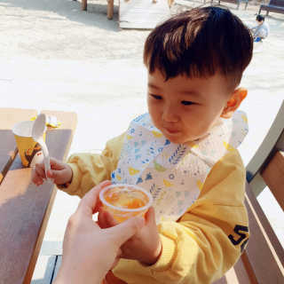 데르뜨 떠먹는 과일 3종, 짜먹는 과일 2종 총 10개 체험 — 4점을 준 리뷰어가 2020년 3월 올린 사용 사진