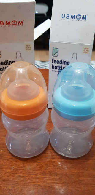 유비맘 신생아젖병 120ml 트리플팩_ 젖꼭지 포함 — 5점을 준 리뷰어가 2020년 4월 올린 사용 사진