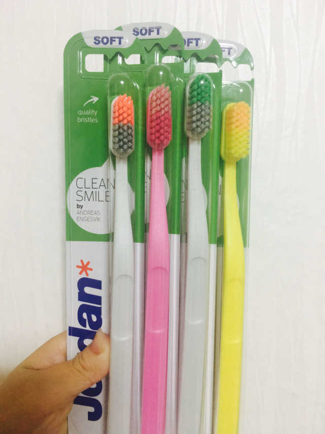 조르단 클린스마일 리뷰 사진