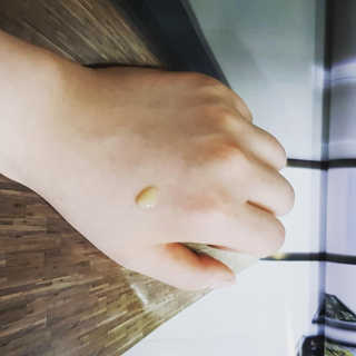 보타니티 [홍]조[진]정[결]케어 플라본 세럼 — 2.83점을 준 리뷰어가 2018년 5월 올린 사용 사진