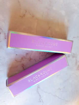 [블랙루즈] 에어 핏 벨벳 틴트 시즌2 中 택1+랜덤1 — 5점을 준 리뷰어가 2018년 10월 올린 사용 사진