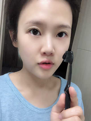 the naked object 디블랙팩치약 디블랙칫솔 세트 — 3점을 준 리뷰어가 2019년 1월 올린 사용 사진
