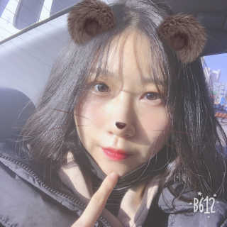 지고트 로맨틱 키스 립스틱 — 4.5점을 준 리뷰어가 2019년 1월 올린 사용 사진