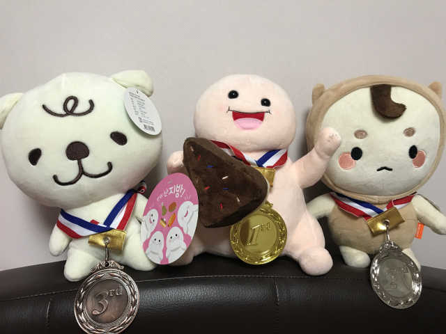 스투피드 메달 3종세트 리뷰 사진