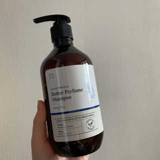 달리프 베러 퍼퓸 샴푸 1000ml 레이니데이 or 일랑로즈 — 5점을 준 리뷰어가 2020년 2월 올린 사용 사진