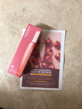 [후르디아] 주름 개선 기능성-석류 크림 미스트 — 4점을 준 리뷰어가 2020년 1월 올린 사용 사진