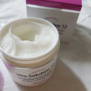 지고트 비타솔루션12 브라이트닝 앰플 크림 100ml — 5점을 준 리뷰어가 2019년 6월 올린 사용 사진