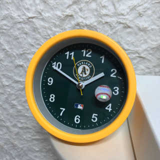 MLB WATCH n LEISURE MLB 아날로그 디자인 탁상시계 8종 — 5점을 준 리뷰어가 2020년 1월 올린 사용 사진