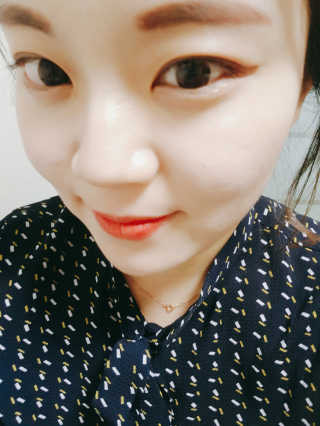 스프링풀 로얄 허니에센스미스트 — 5점을 준 리뷰어가 2018년 4월 올린 사용 사진