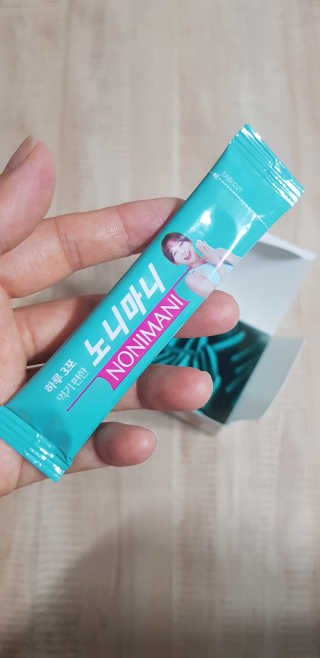 정찬우 꽐라만시 [띵보몰]건강환 습관 노니마니 스틱 1Box — 3점을 준 리뷰어가 2019년 6월 올린 사용 사진