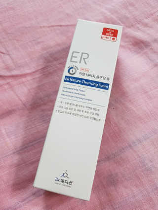 Dr.메디션 ER 네이처 클렌징폼- 오일리스킨용 — 4.83점을 준 리뷰어가 2018년 7월 올린 사용 사진