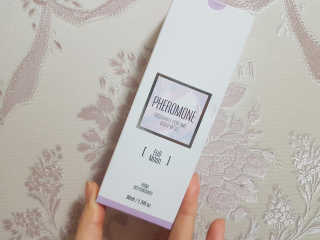 레드컨테이너 페로몬향 퍼퓸 바디미스트 80ml — 5점을 준 리뷰어가 2020년 3월 올린 사용 사진