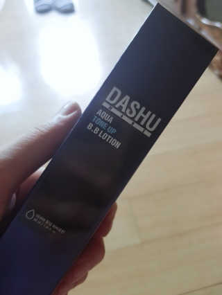 다슈코리아 다슈 맨즈 톤 업 비비로션 40ml — 5점을 준 리뷰어가 2018년 7월 올린 사용 사진