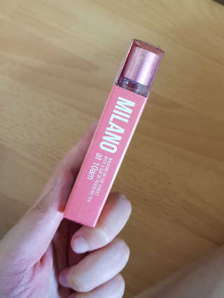 더블유드레스룸 롤 온 퍼퓸EDT 10ml — 4.67점을 준 리뷰어가 2018년 7월 올린 사용 사진