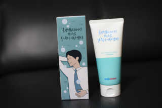 매너릭 올인원 딥클렌징폼 앤 쉐이빙 — 4점을 준 리뷰어가 2020년 2월 올린 사용 사진