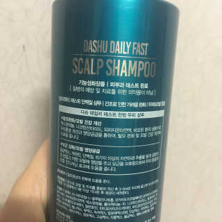 다슈코리아 다슈 데일리 패스트 한방 두피 샴푸 500ml — 3.67점을 준 리뷰어가 2018년 2월 올린 사용 사진