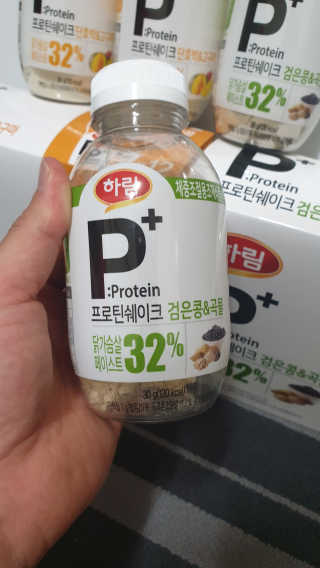 하림 P+ 닭가슴살 프로틴 쉐이크 — 4.5점을 준 리뷰어가 2019년 6월 올린 사용 사진