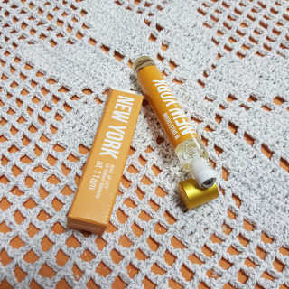 더블유드레스룸 롤 온 퍼퓸EDT 10ml — 4.67점을 준 리뷰어가 2018년 7월 올린 사용 사진