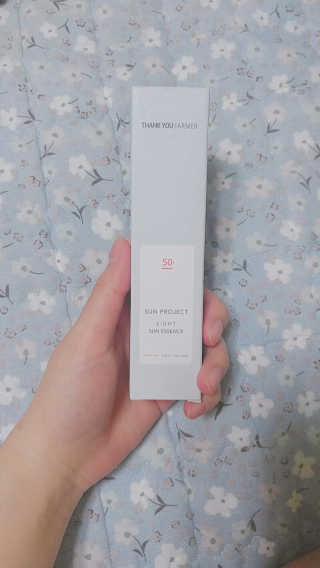 땡큐파머 선 프로젝트 라이트 선 에센스 — 4.83점을 준 리뷰어가 2018년 3월 올린 사용 사진