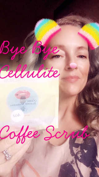 바이 바이 셀룰 라이트 커피 스크럽 — 5점을 준 리뷰어가 2018년 3월 올린 사용 사진