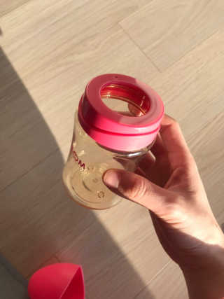 유비맘 PPSU 젖병 노꼭지_200ml_컬러 랜덤 발송 — 5점을 준 리뷰어가 2019년 12월 올린 사용 사진