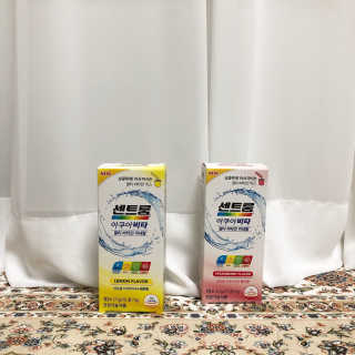 센트룸 아쿠아비타 레몬향, 딸기향 — 5점을 준 리뷰어가 2019년 5월 올린 사용 사진