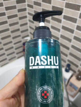 다슈코리아 다슈 데일리 아크네 릴렉스 바디워시 500ml — 5점을 준 리뷰어가 2020년 2월 올린 사용 사진