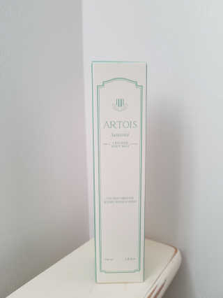 아르투아 ARTOIS 아르투아 산토리니 란제리 바디 미스트 — 5점을 준 리뷰어가 2019년 5월 올린 사용 사진