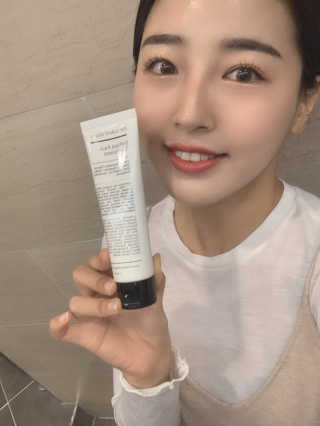 the naked object 디블랙팩치약 디블랙칫솔 세트 — 5점을 준 리뷰어가 2019년 6월 올린 사용 사진