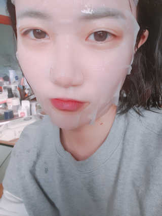 수이스킨 스위스킨-에센스 드레싱 마스크 카밍 민트（10장） — 4.83점을 준 리뷰어가 2018년 11월 올린 사용 사진