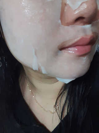 로벡틴 닥터 마스크 시카 — 5점을 준 리뷰어가 2019년 10월 올린 사용 사진