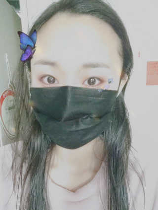 [닥터퓨리] 소프트터치 건강 + UV 블랙스타일 마스크 — 5점을 준 리뷰어가 2019년 4월 올린 사용 사진