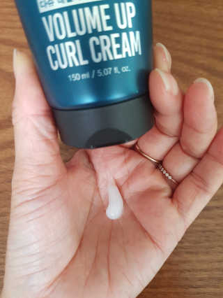 다슈코리아 다슈 데일리 볼륨 업 컬크림 150ml — 5점을 준 리뷰어가 2019년 8월 올린 사용 사진