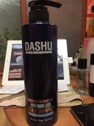 다슈코리아 다슈 데일리 한방 두피 골드 샴푸 500ml — 4.33점을 준 리뷰어가 2017년 10월 올린 사용 사진