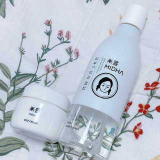 [미다] 쌀뜨물 세범 토너 + 쌀 크림 [지성,모든피부] — 4점을 준 리뷰어가 2019년 12월 올린 사용 사진