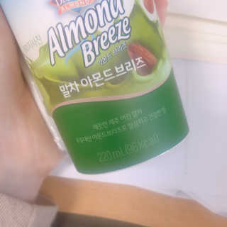 마이카페라떼 말차 아몬드브리즈 7개입 — 4점을 준 리뷰어가 2019년 11월 올린 사용 사진