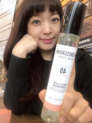 더블유드레스룸 드레스퍼퓸 150ml — 4.17점을 준 리뷰어가 2018년 5월 올린 사용 사진