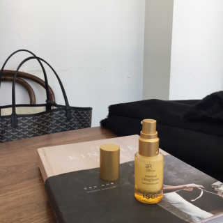 아이소이 불가리안 로즈 인텐시브 리프팅 세럼 20ml 탄력세럼 — 4.67점을 준 리뷰어가 2018년 11월 올린 사용 사진