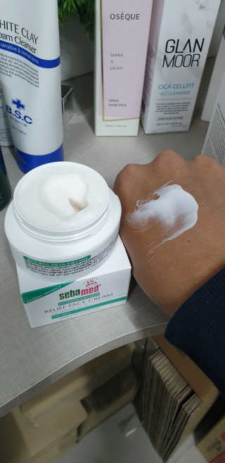 세바메드 우레아 수분폭탄크림 50ml — 3점을 준 리뷰어가 2019년 11월 올린 사용 사진
